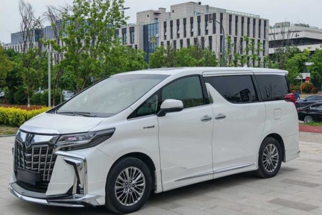 Used Toyota Alphard 2020 Dual-Engine 2.5L Prestige Edition