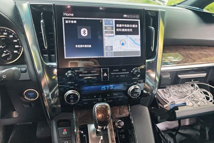 Used Toyota Alphard 2021 Dual-Motor 2.5L Premium Edition Audio And AC Panel
