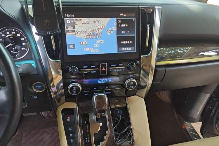 Used Toyota Alphard 2021 Dual-Motor 2.5L Premium Edition Audio And AC Panel