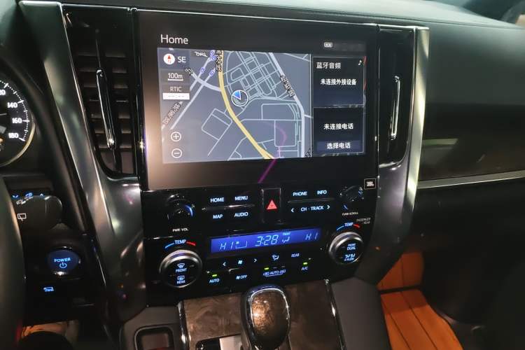 Used Toyota Alphard 2021 Dual-Motor 2.5L Premium Edition Audio And AC Panel