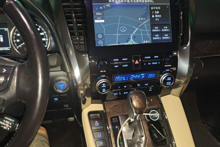 Used Toyota Alphard 2021 Dual-Engine 2.5L Prestige Edition Audio And AC Panel