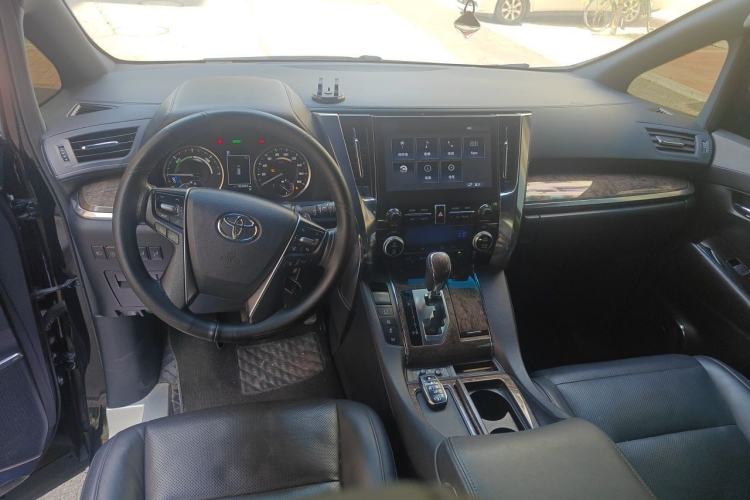 Used Toyota Alphard 2021 Dual-Engine 2.5L Prestige Edition Center Console