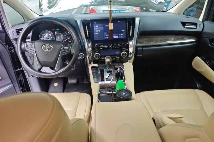 Used Toyota Alphard 2021 Dual-Engine 2.5L Prestige Edition Center Console