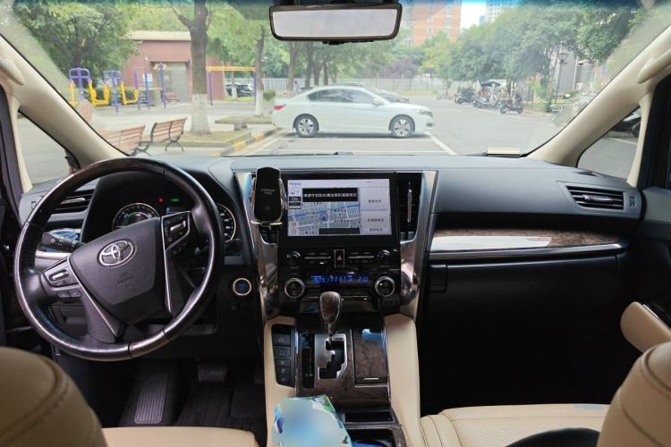 Used Toyota Alphard 2021 Dual-Engine 2.5L Prestige Edition Center Console