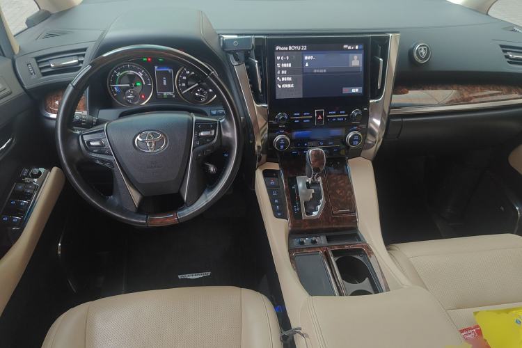 Used Toyota Alphard 2021 Dual-Engine 2.5L Luxury Edition Center Console