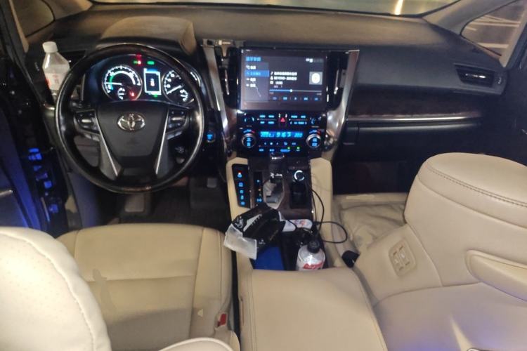 Used Toyota Alphard 2021 Dual-Engine 2.5L Prestige Edition Center Console