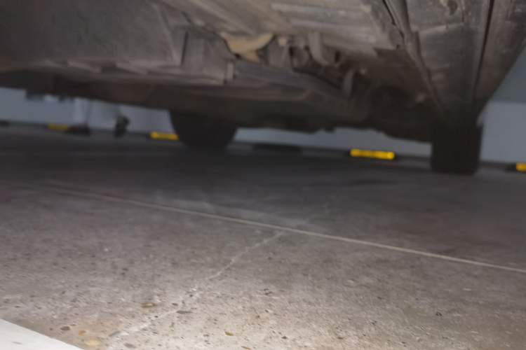 Used Toyota Alphard 2021 Dual-Engine 2.5L Luxury Edition Chassis Front Left