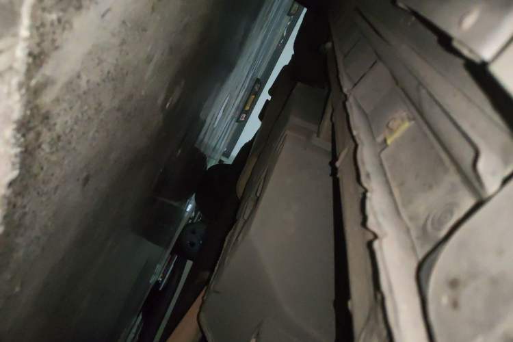 Used Toyota Alphard 2021 Dual-Engine 2.5L Luxury Edition Chassis Front Right
