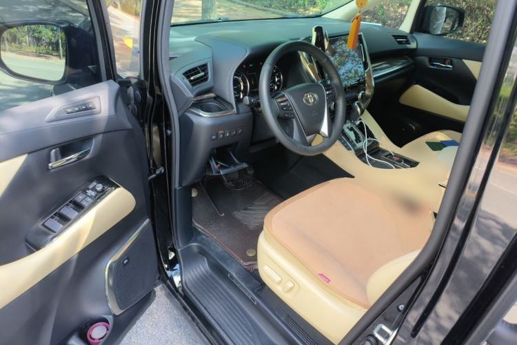Used Toyota Alphard 2021 Dual-Engine 2.5L Prestige Edition Driver Seat