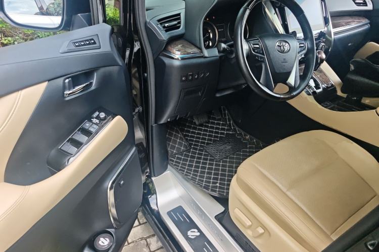 Used Toyota Alphard 2021 Dual-Engine 2.5L Prestige Edition Driver Seat