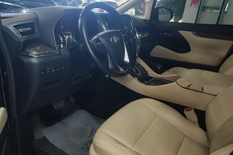 Used Toyota Alphard 2021 Dual-Motor 2.5L Premium Edition Driver Seat