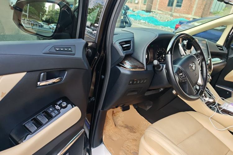Used Toyota Alphard 2021 Dual-Engine 2.5L Prestige Edition Driver Seat