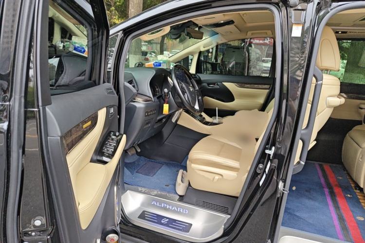 Used Toyota Alphard 2021 Dual-Engine 2.5L Prestige Edition Driver Seat