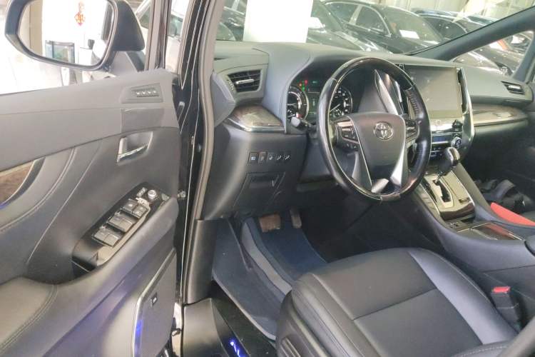 Used Toyota Alphard 2021 Dual-Engine 2.5L Prestige Edition Driver Seat