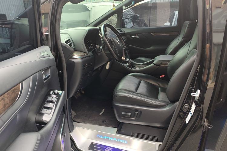 Used Toyota Alphard 2021 Dual-Engine 2.5L Prestige Edition Driver Seat