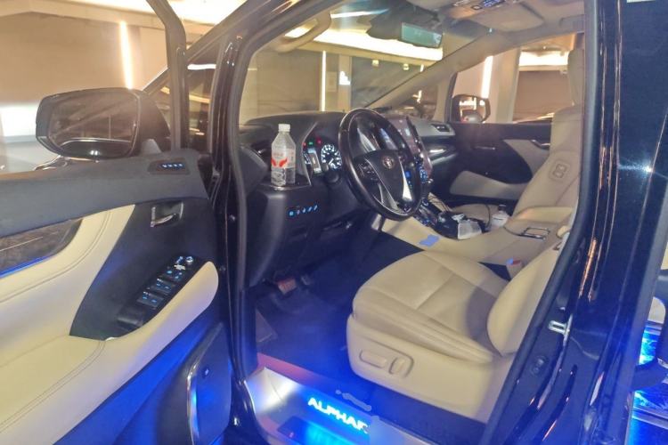Used Toyota Alphard 2021 Dual-Engine 2.5L Prestige Edition Driver Seat