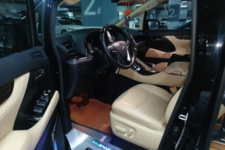 Used Toyota Alphard 2021 Dual-Engine 2.5L Prestige Edition Driver Seat