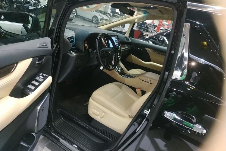 Used Toyota Alphard 2021 Dual-Engine 2.5L Prestige Edition Driver Seat