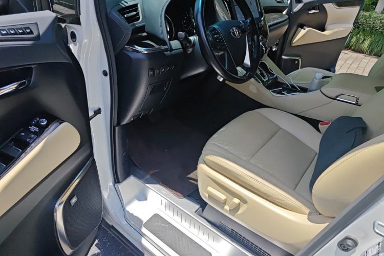Used Toyota Alphard 2021 Dual-Engine 2.5L Prestige Edition Driver Seat