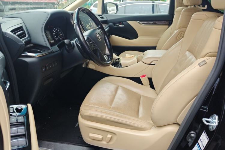 Used Toyota Alphard 2021 Dual-Motor 2.5L Premium Edition Driver Seat