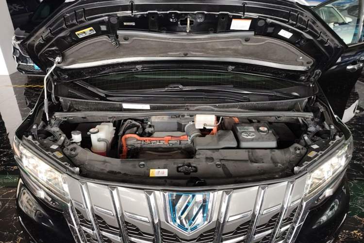 Used Toyota Alphard 2021 Dual-Engine 2.5L Luxury Edition Engine Bay