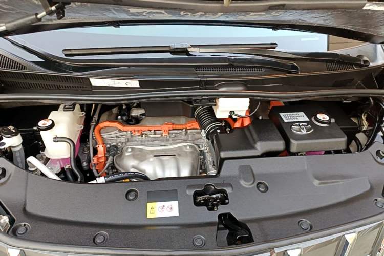 Used Toyota Alphard 2021 Dual-Engine 2.5L Luxury Edition Engine Bay