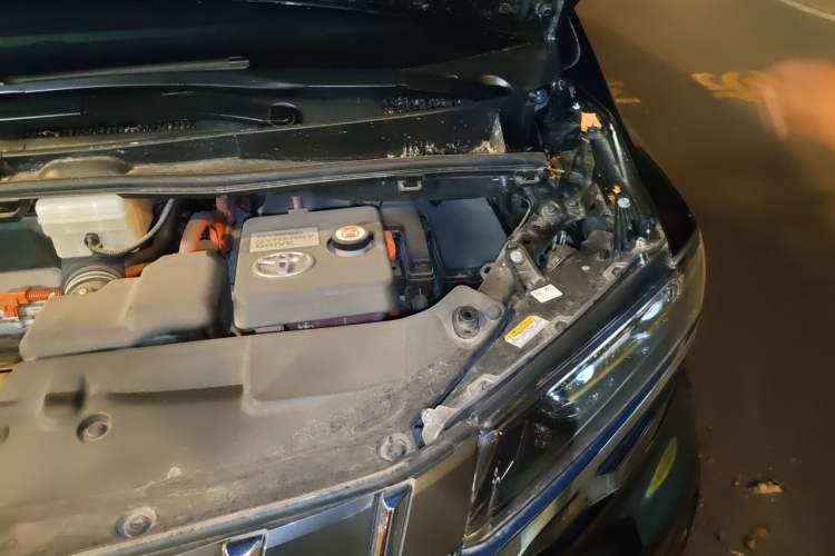 Used Toyota Alphard 2021 Dual-Motor 2.5L Premium Edition Engine Bay Left