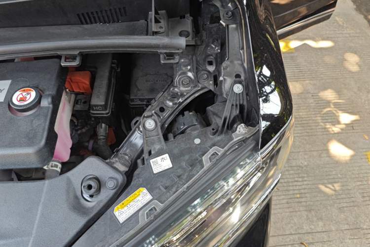 Used Toyota Alphard 2021 Dual-Motor 2.5L Premium Edition Engine Bay Left