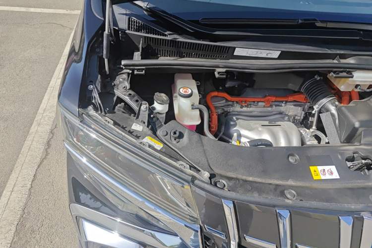 Used Toyota Alphard 2021 Dual-Engine 2.5L Prestige Edition Engine Bay Right