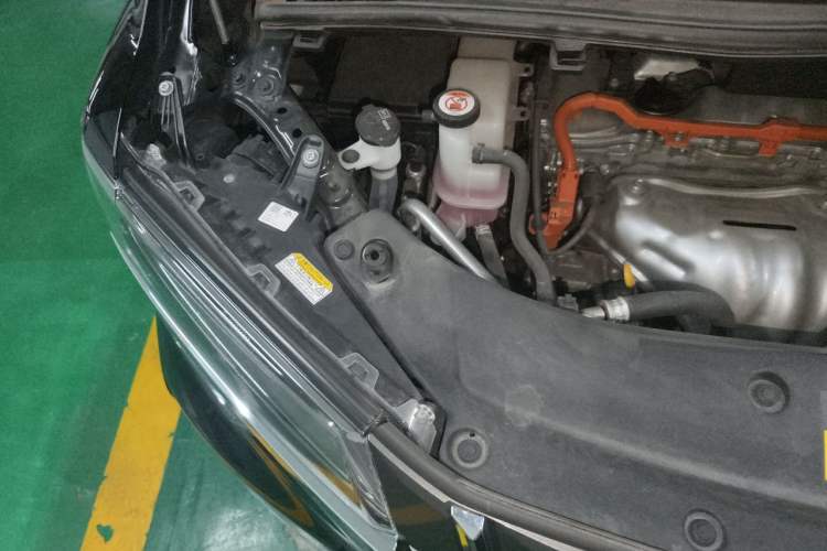 Used Toyota Alphard 2021 Dual-Engine 2.5L Prestige Edition Engine Bay Right