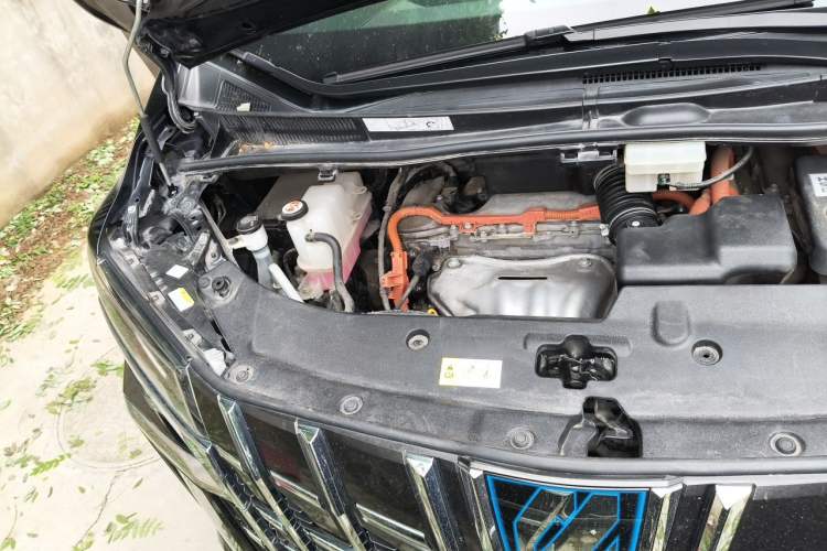 Used Toyota Alphard 2021 Dual-Engine 2.5L Luxury Edition Engine Bay Right