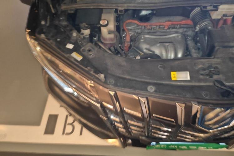 Used Toyota Alphard 2021 Dual-Engine 2.5L Prestige Edition Engine Bay Right