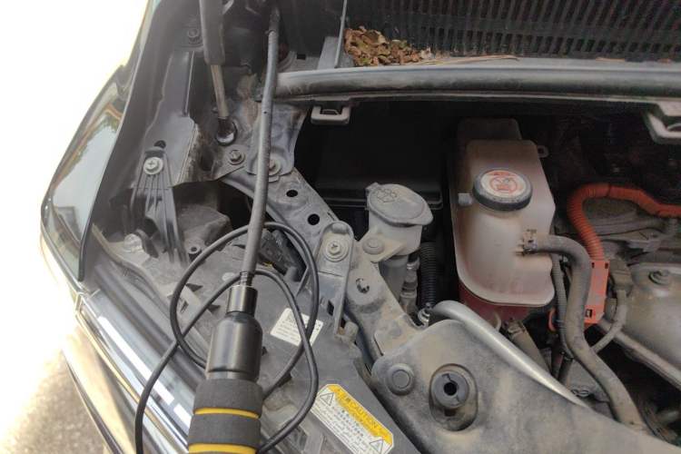 Used Toyota Alphard 2021 Dual-Engine 2.5L Luxury Edition Engine Bay Right