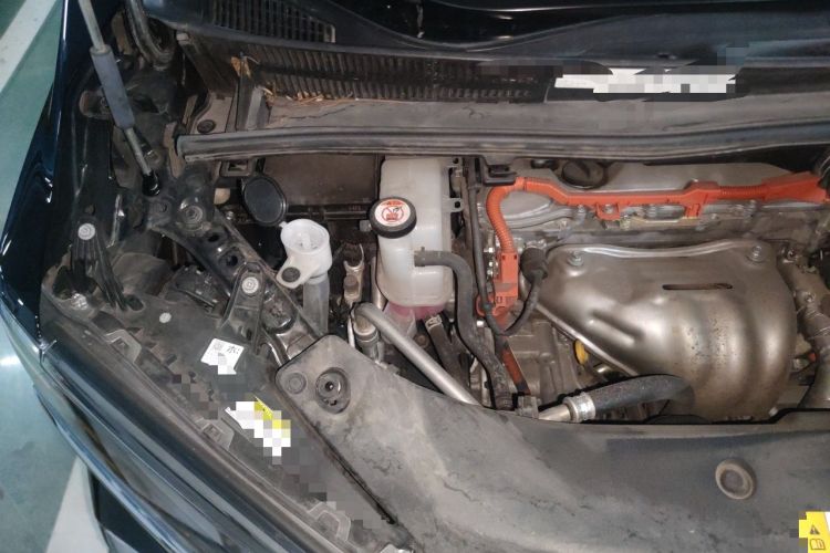 Used Toyota Alphard 2021 Dual-Engine 2.5L Prestige Edition Engine Bay Right