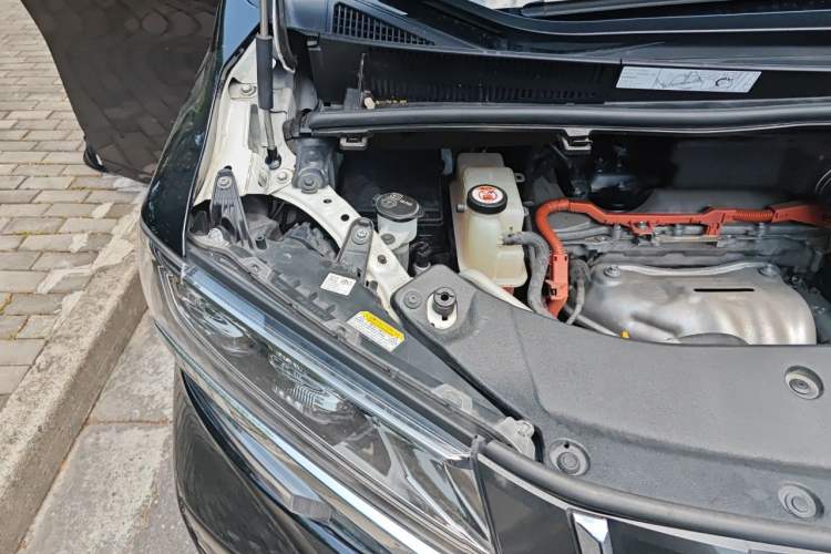 Used Toyota Alphard 2021 Dual-Engine 2.5L Prestige Edition Engine Bay Right