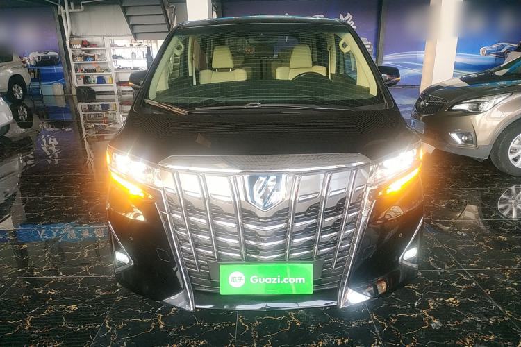 Used Toyota Alphard 2021 Dual-Engine 2.5L Luxury Edition Exterior 1