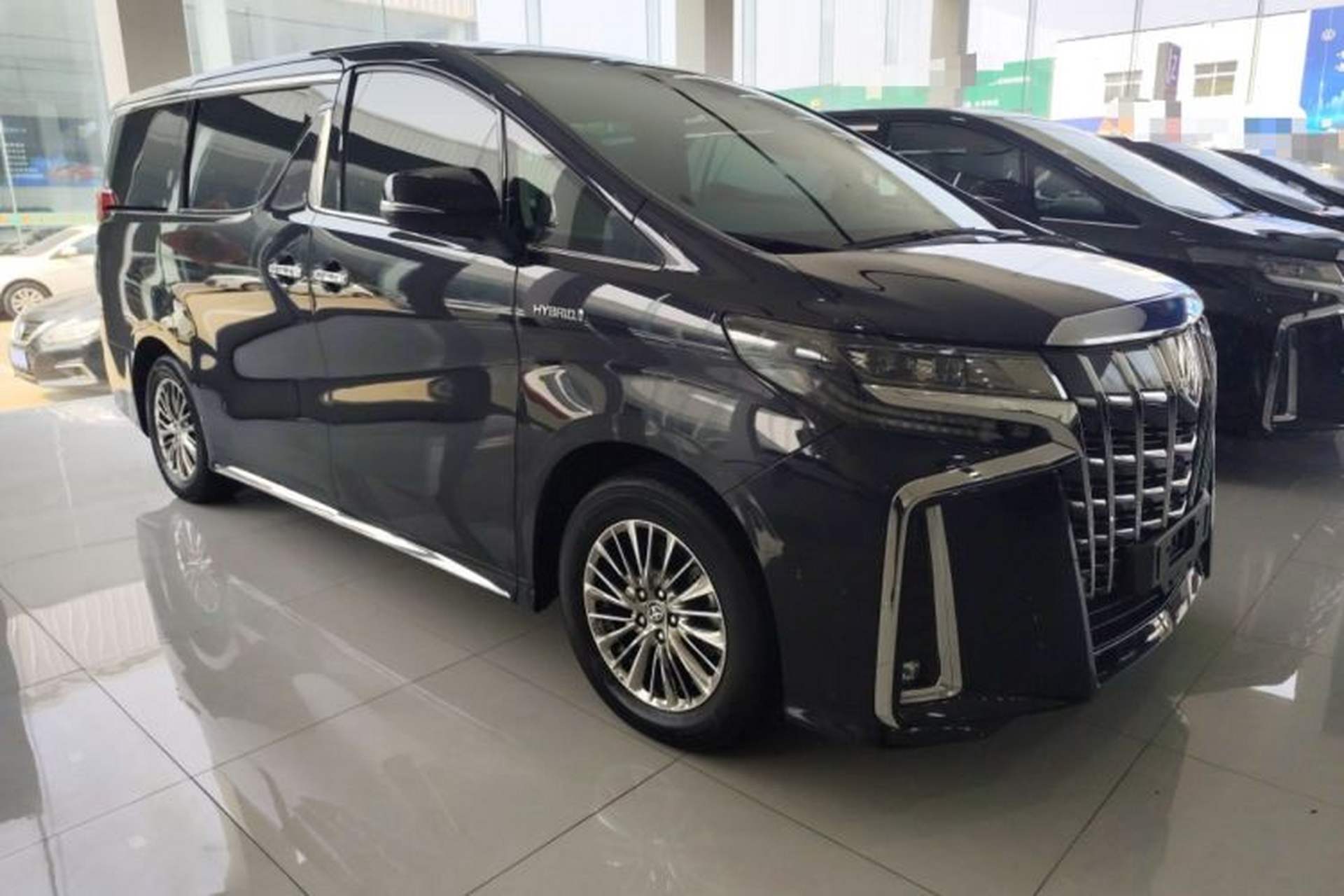 Used Toyota Alphard 2021 Dual-Motor 2.5L Premium Edition Exterior 1