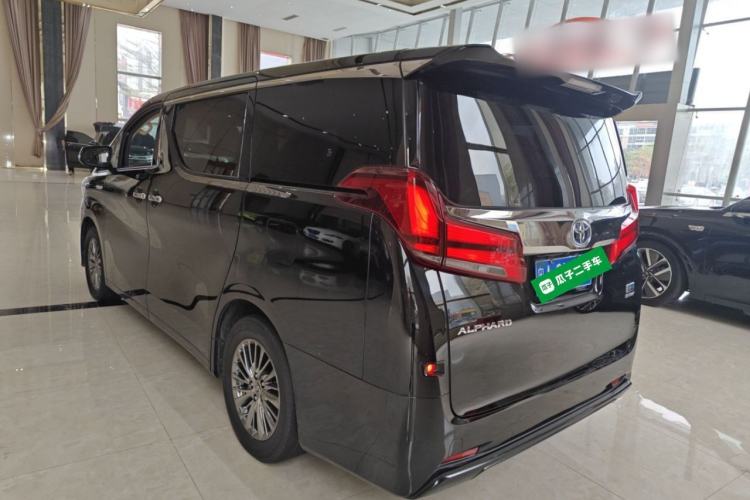 Used Toyota Alphard 2021 Dual-Engine 2.5L Luxury Edition Exterior 2