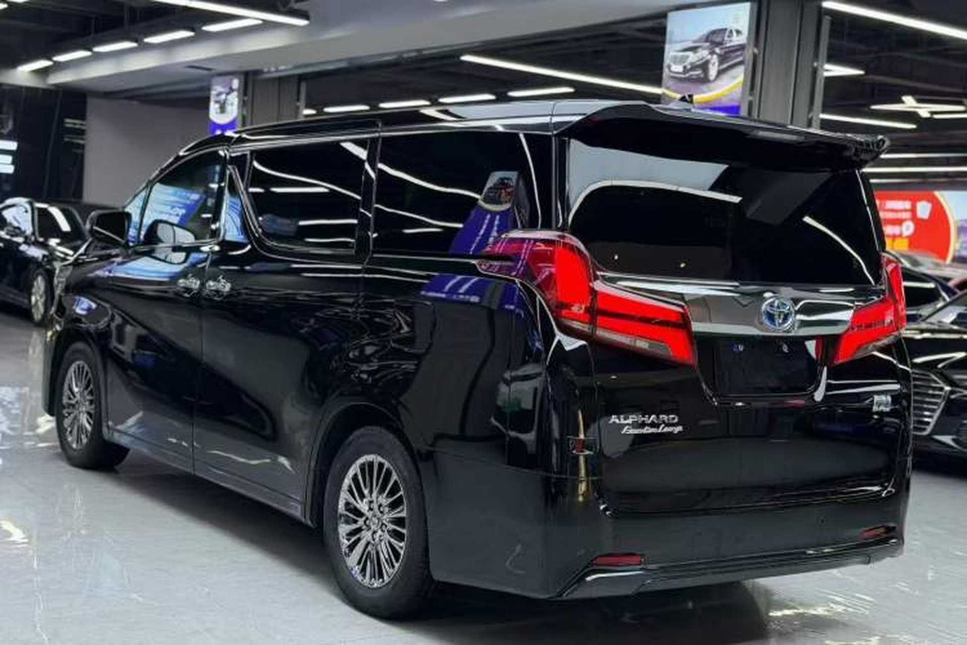 Used Toyota Alphard 2021 Dual-Engine 2.5L Prestige Edition Exterior 3