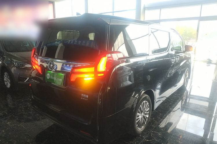 Used Toyota Alphard 2021 Dual-Engine 2.5L Luxury Edition Exterior 5