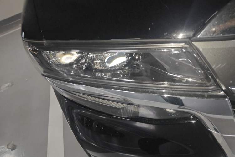 Used Toyota Alphard 2021 Dual-Engine 2.5L Prestige Edition Exterior 6