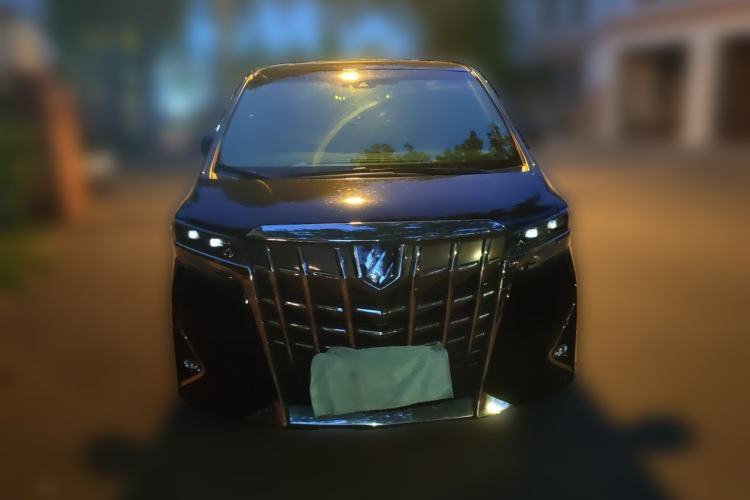 Used Toyota Alphard 2021 Dual-Motor 2.5L Premium Edition Front