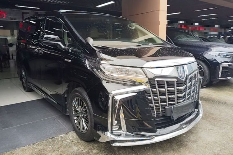 Used Toyota Alphard 2021 Dual-Engine 2.5L Luxury Edition Front Right 45 Deg