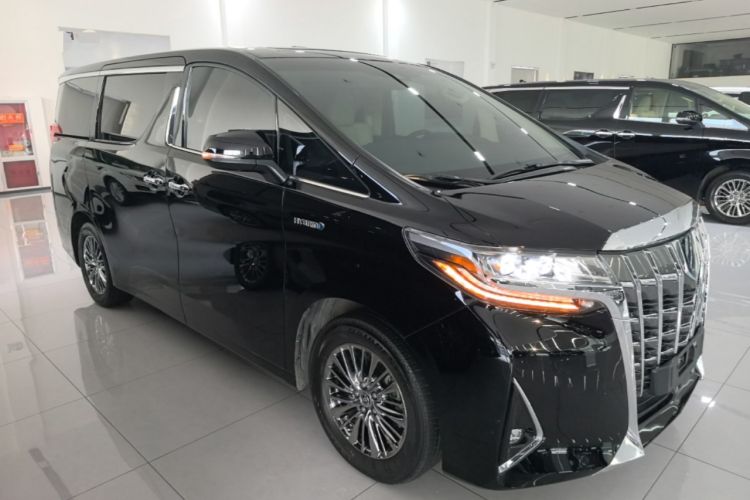 Used Toyota Alphard 2021 Dual-Engine 2.5L Luxury Edition Front Right 45 Deg
