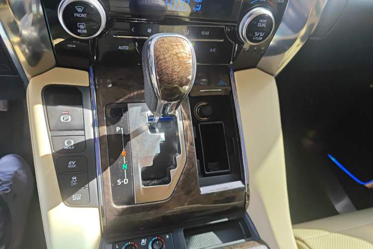 Used Toyota Alphard 2021 Dual-Engine 2.5L Prestige Edition Gear Lever