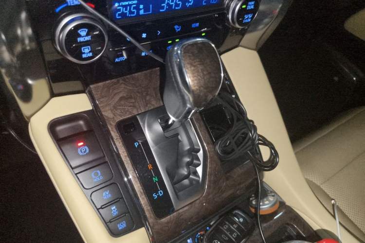 Used Toyota Alphard 2021 Dual-Engine 2.5L Prestige Edition Gear Lever