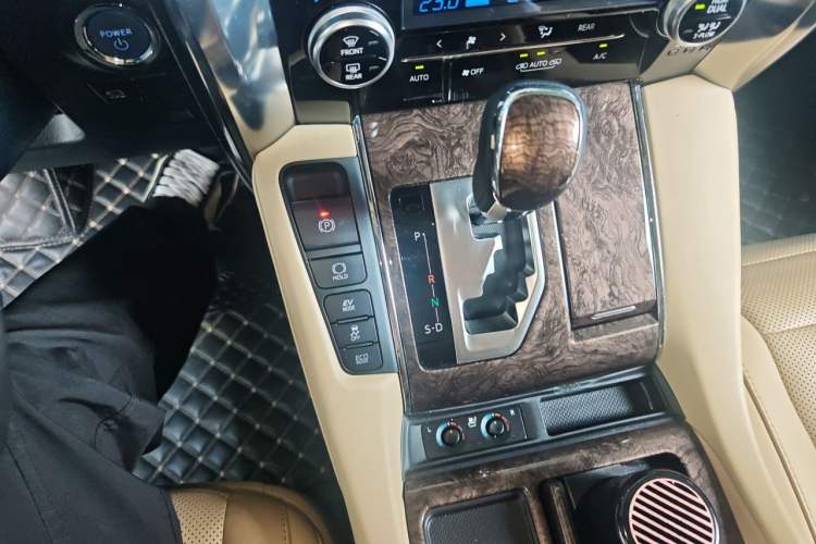 Used Toyota Alphard 2021 Dual-Engine 2.5L Prestige Edition Gear Lever