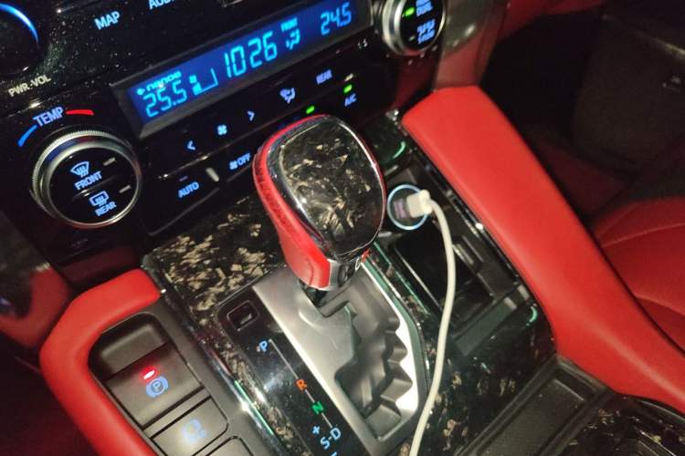 Used Toyota Alphard 2021 Dual-Engine 2.5L Luxury Edition Gear Lever