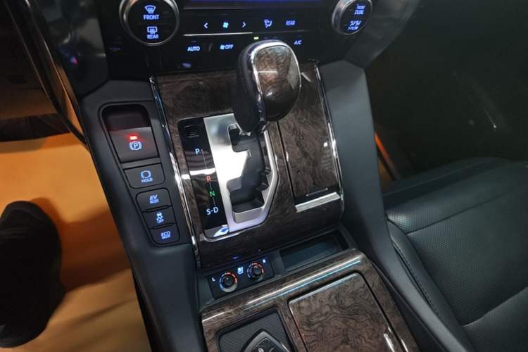 Used Toyota Alphard 2021 Dual-Engine 2.5L Prestige Edition Gear Lever