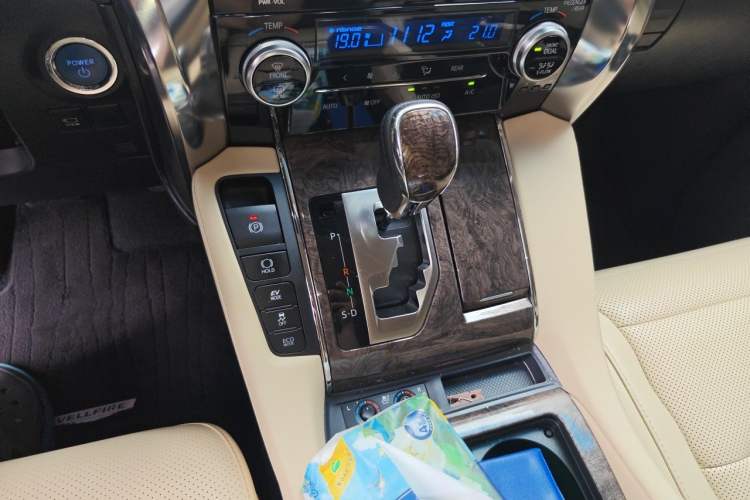 Used Toyota Alphard 2021 Dual-Engine 2.5L Prestige Edition Gear Lever